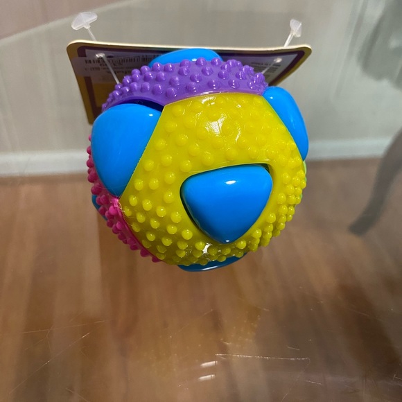 Multipet Pet Dog Toy Multicolor Ball - Picture 5 of 6